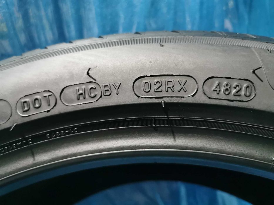 255/40 R19 michelin 4 bucati