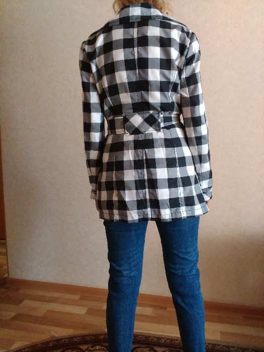 Продам Плащ без подкладки легкий