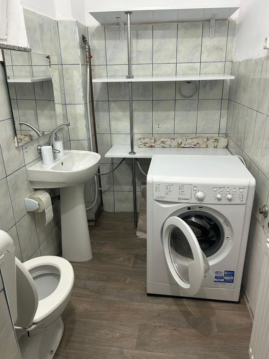 Vând casă zonă semicentrală