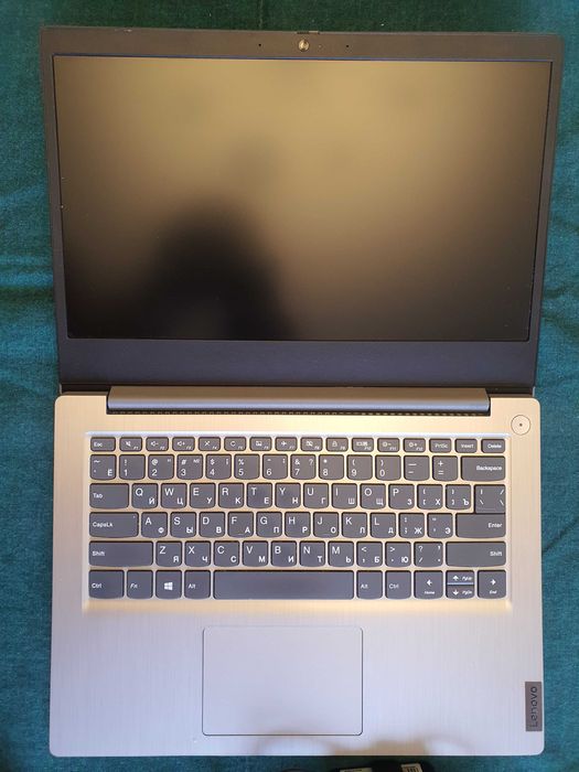 Lenovo IdeaPad 3  Ryzen5 3500/FHD/8Gb DDR4/256Gb SSD M2