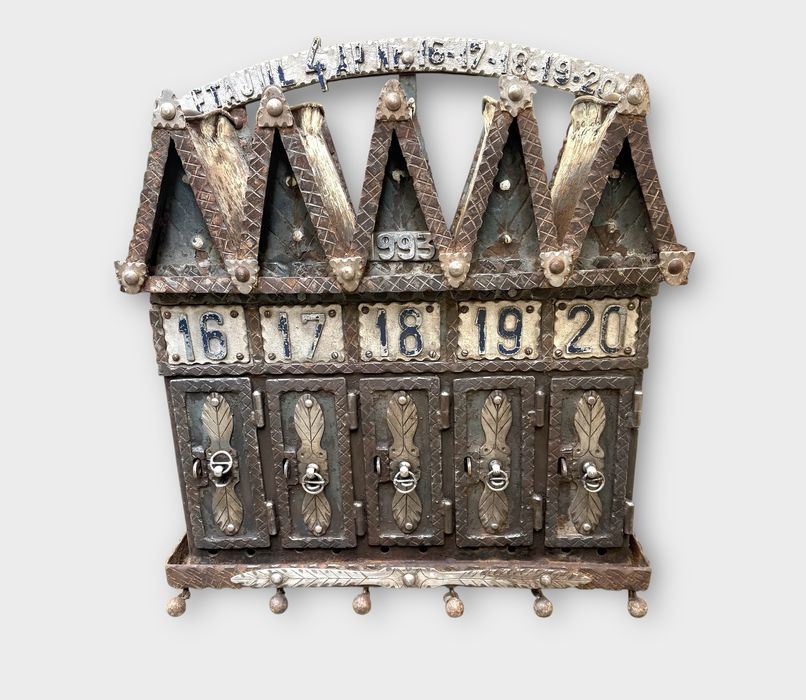 Cutie postala metalica perioada anilor 1920