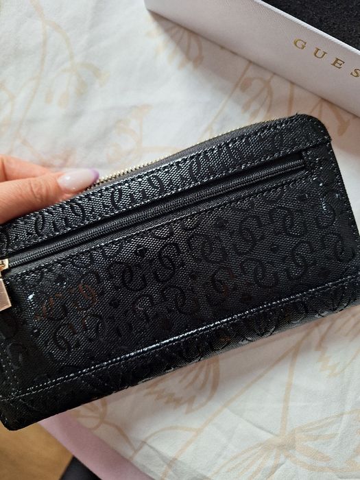 Чисто ново Портмоне GUESS