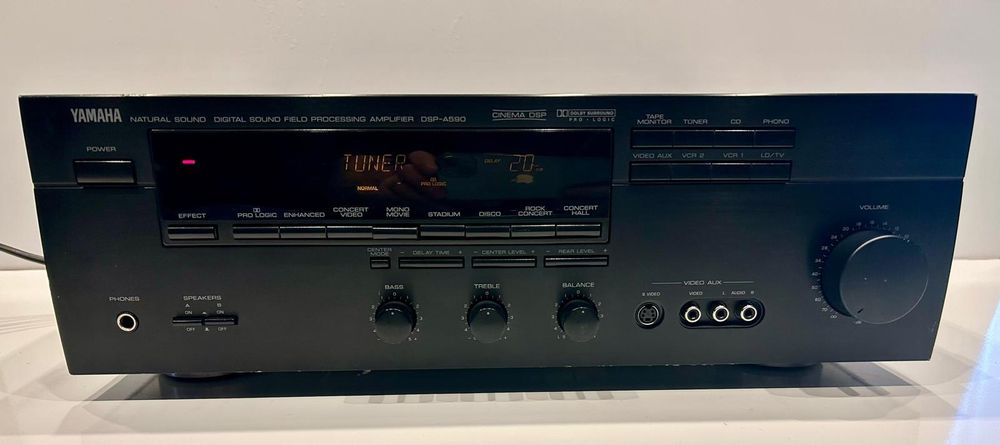 Vand amplificator Yamaha DSP-A590