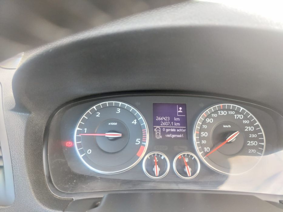 Renault Laguna Coupe 2010