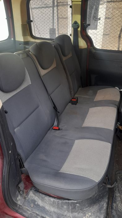 Продавам Ситроен Берлинго 16i