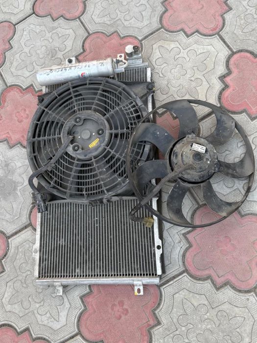 Родиатор на гранту с кондером вместе