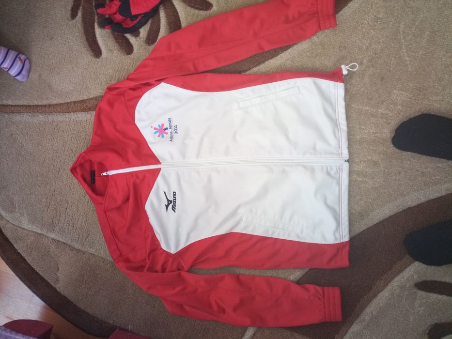 Костюм с Азиадских игр Mizuno