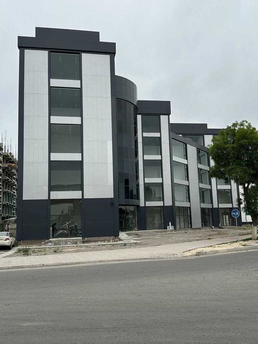 Сдаётся здание     Университет Клиника Частная школа Гостиница