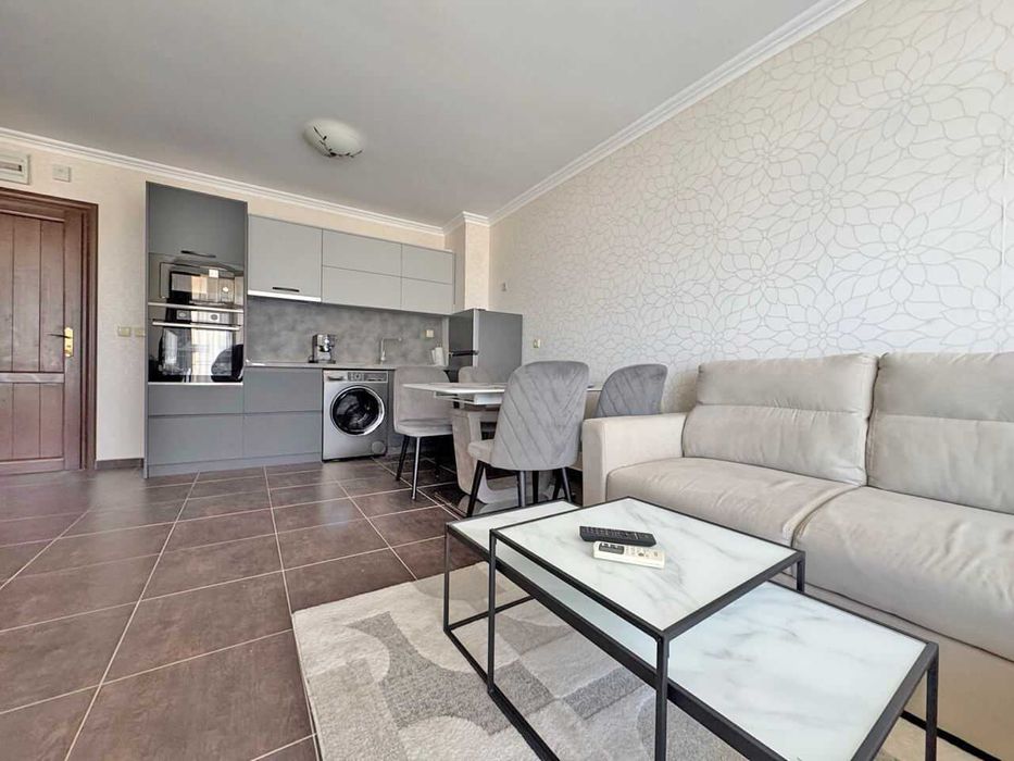 Продава се Двустаен апартамент в Свети Влас - 61 кв.м за 1547 €/кв.м - Снимка #11