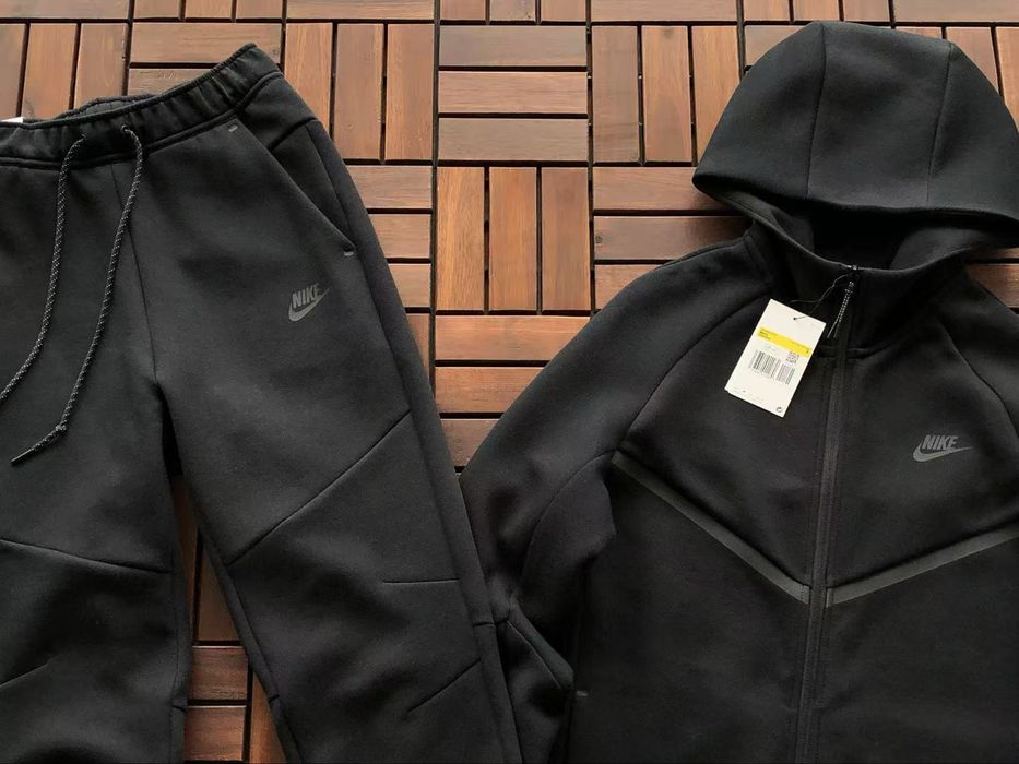Nike tech fleece черен екип