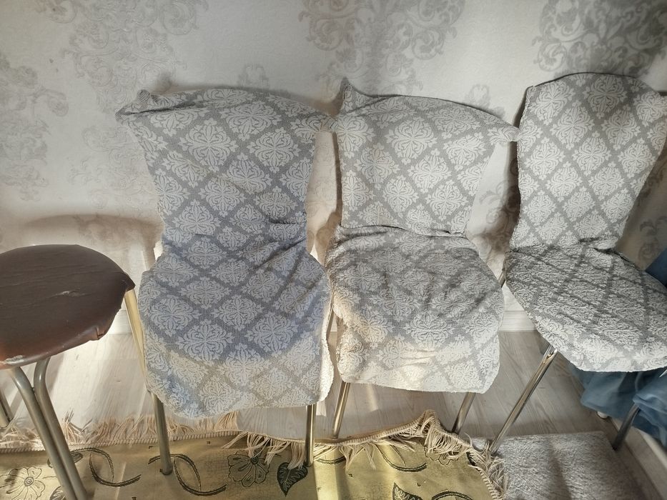 Продам кух стульчики