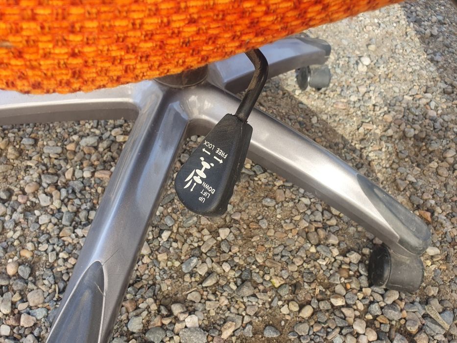 Scaun Birou portocaliu