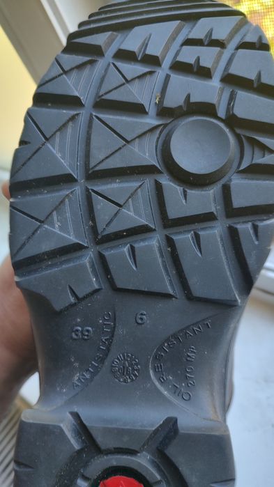 Bocanci piele naturala size 39/40