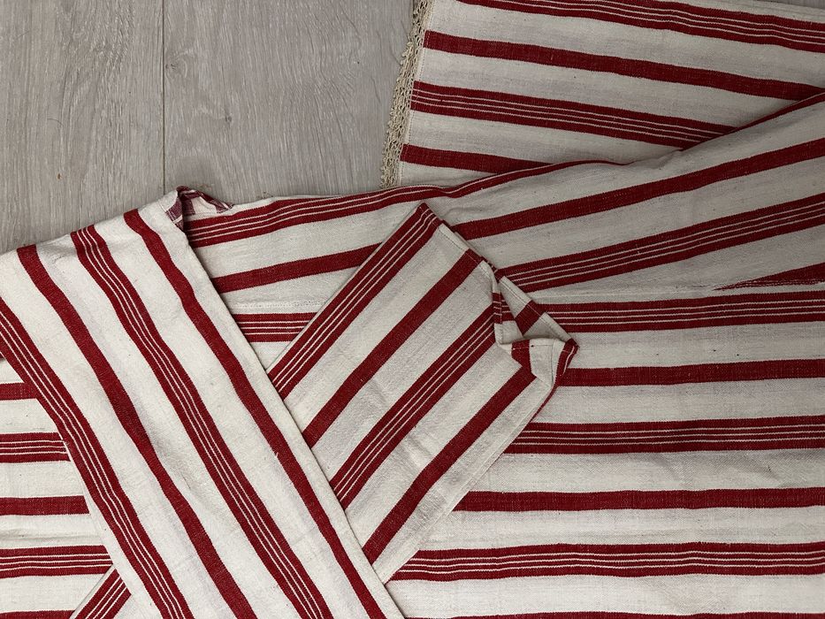 Сукман и риза от народна носия