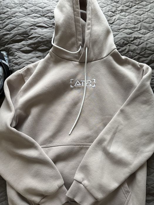 Above the rest худи