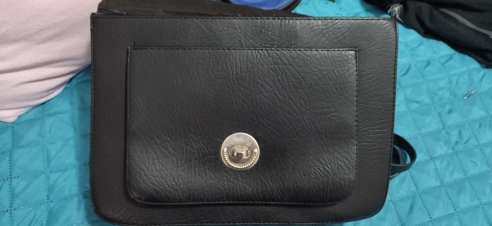 Geantă damă in stare ireproșabilă