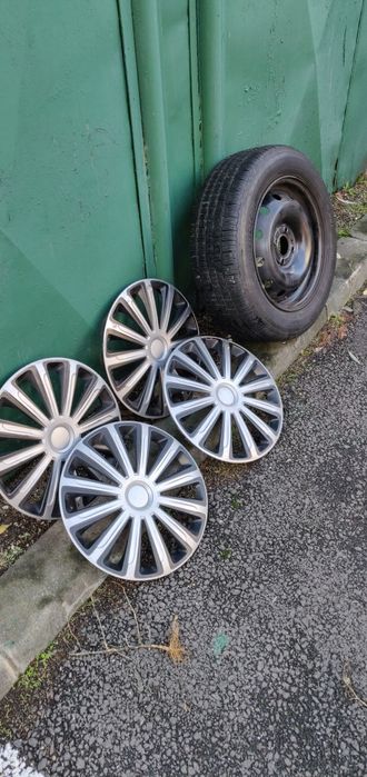 Vând roata, capace,covoare logan+cadou