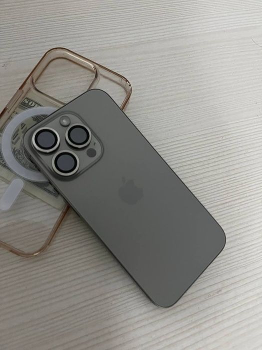 Айфон 15 про , сост отличное