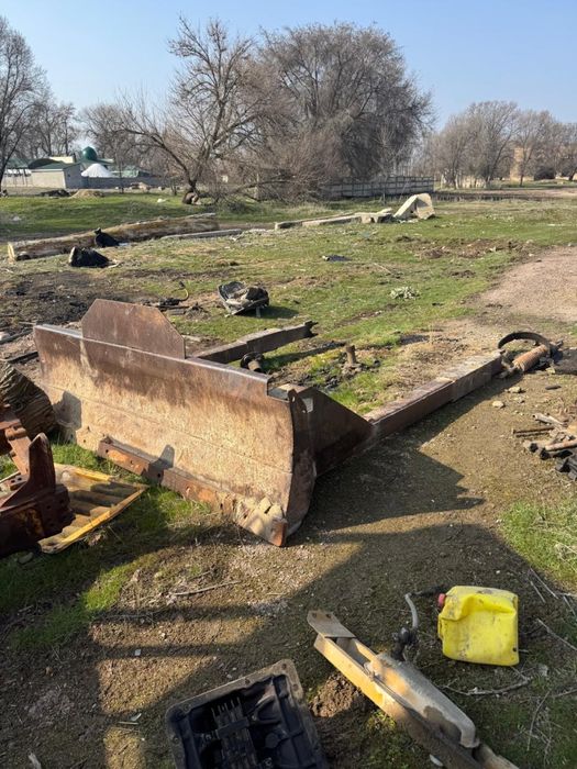 Лопата  на ДТ 75