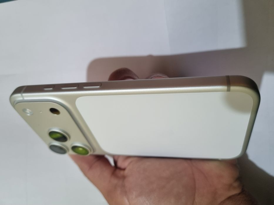Iphone 17 Pro (E-sim)