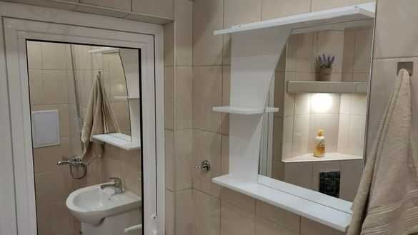 Дава се под наем Двустаен апартамент в Бургас, Център - 52 кв.м за 30 € - Снимка #3