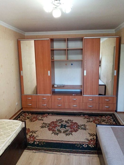 1 xonali uy sotiladi Gulobod