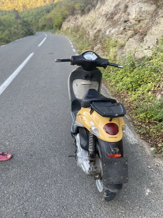 Vand scuter piageo liberti  125.cc