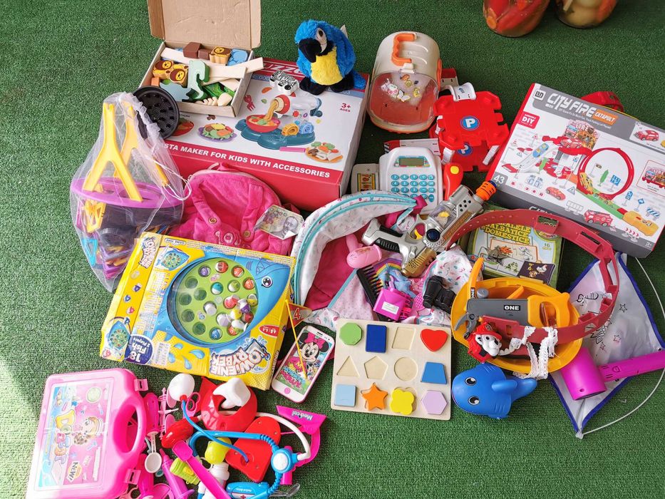 Lot de jucării interactive, cu magneti