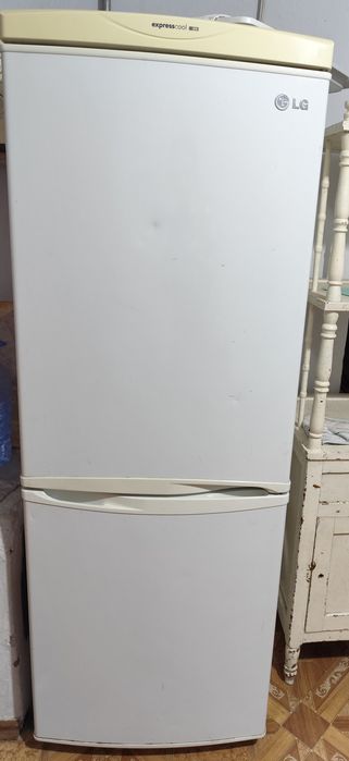 Холодильник    LG