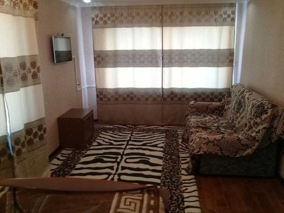 Квартира посуточно в центре Кентау напротив рынок Береке Дом Валенитин