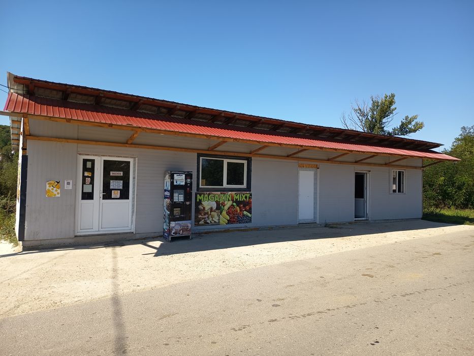 Se vinde constructie metalică