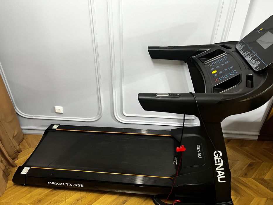 Беговая дорожка GENAU
