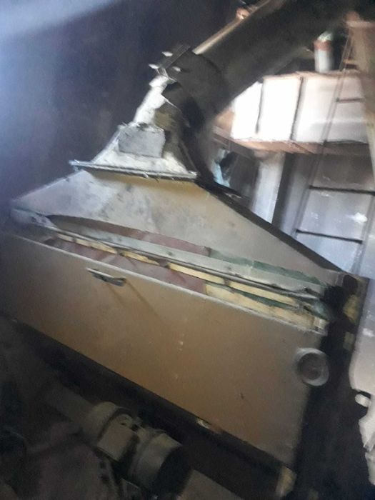 Linie completa de granulat furaje combinate - capacitate de 5 to/ora