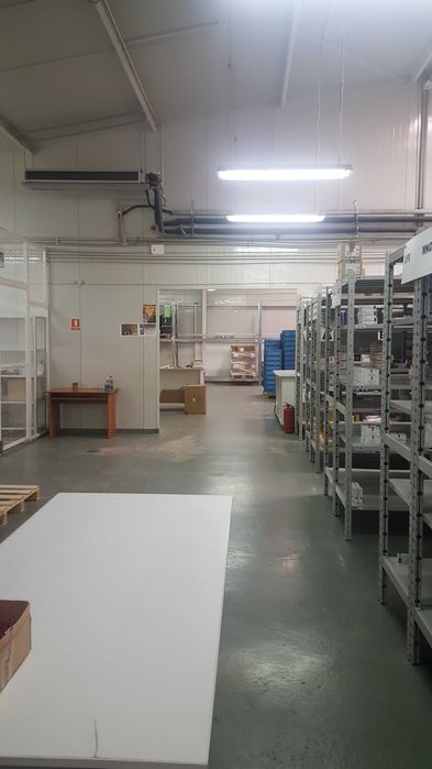 Inchiriez hala depozit farmaceutic / productie