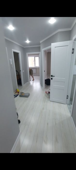 Штукатурка и левкас, ламинат