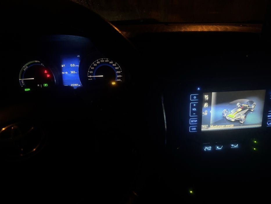 Vand Toyota Auris Touring Sport Hibryd 2015 Facelift