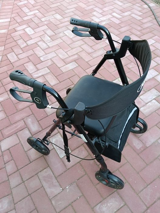 Cadru de mers cu roți