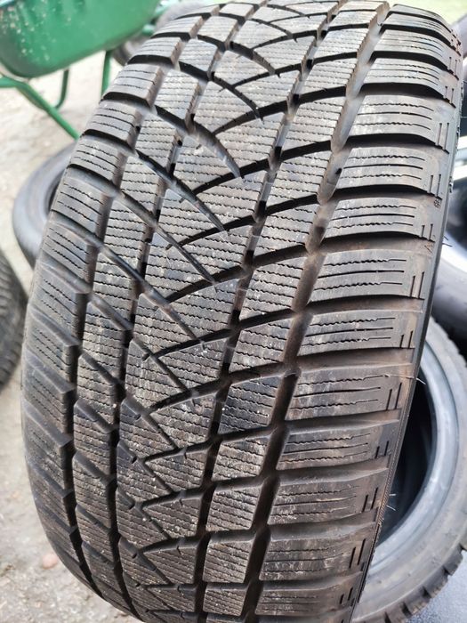 2 бр зимни гуми 225/40/18