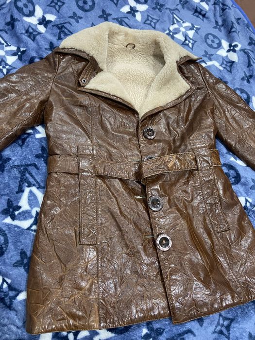 Продается женская дубленка