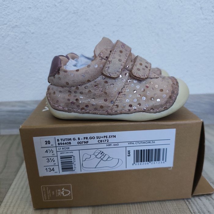 Детски обувки за прохождане Geox  и сандали Adidas