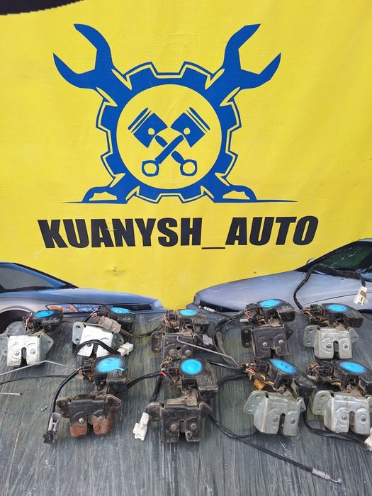 Замок Багажника Тойота Карина Е универсал, Калдина