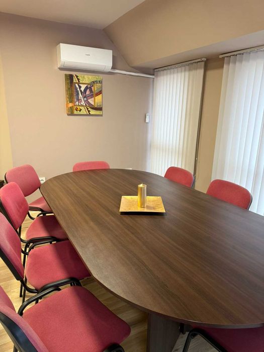 Дава се под наем Офис в Пловдив, Център - 93 кв.м за 697.17 € - Снимка #2