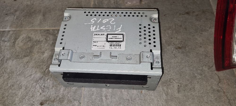 Radio cd,climatronic,ceasuri bord,display ford fiesta 2015