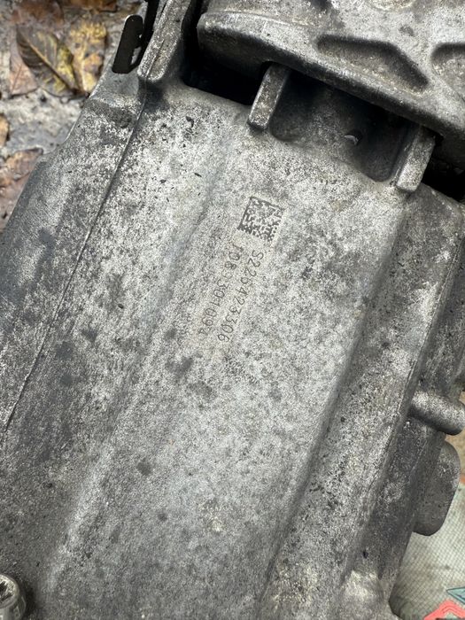 Ръчна скоростна кутия bmw f30 f32 f33 f36 335xi бмв ф30 ф32 ф36 335хи