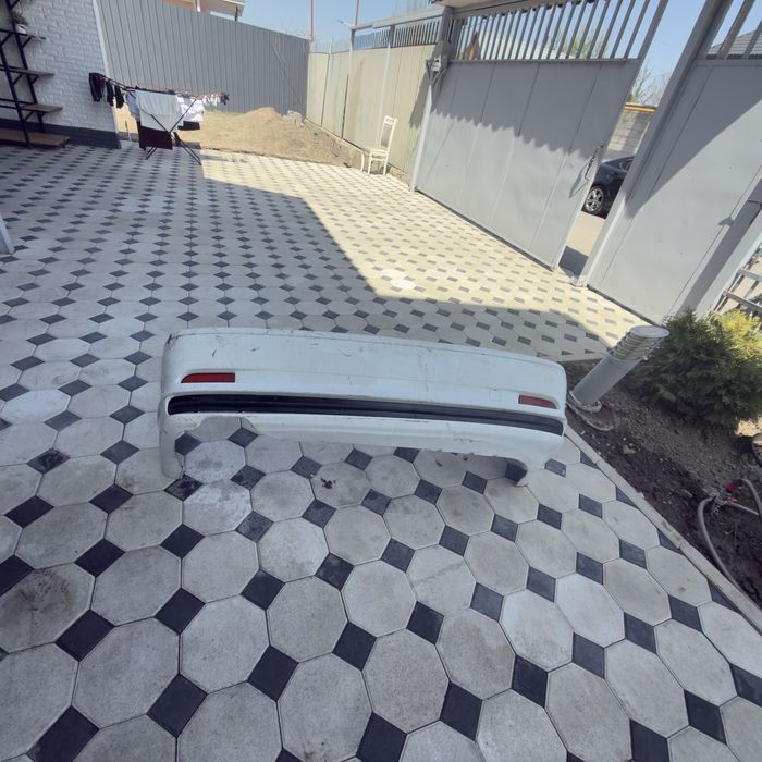 Продам задний бампер на бмв Е46