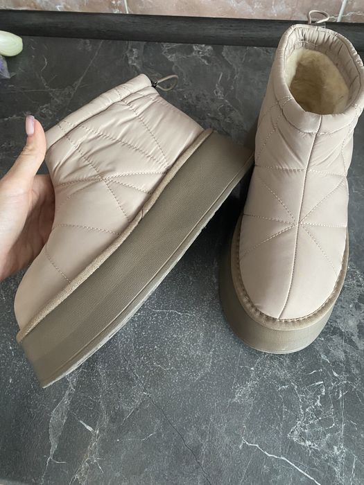 Продам ботинки