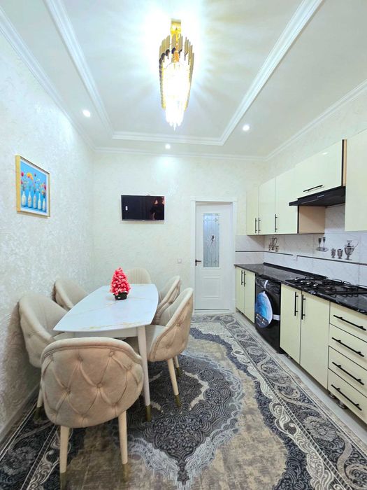 Сдаётся 3-комнатная квартира в районе Вокзал (Красный дом)