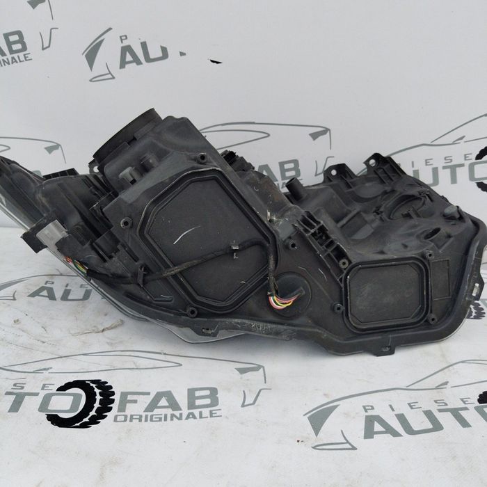 Far stanga Toyota Auris Facelift Lupa 81150-02K30 an 2015-2016-2017-20