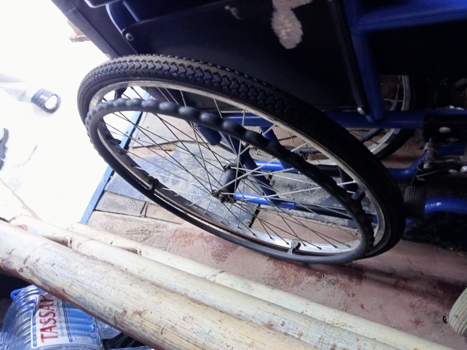 Инвалидная коляска