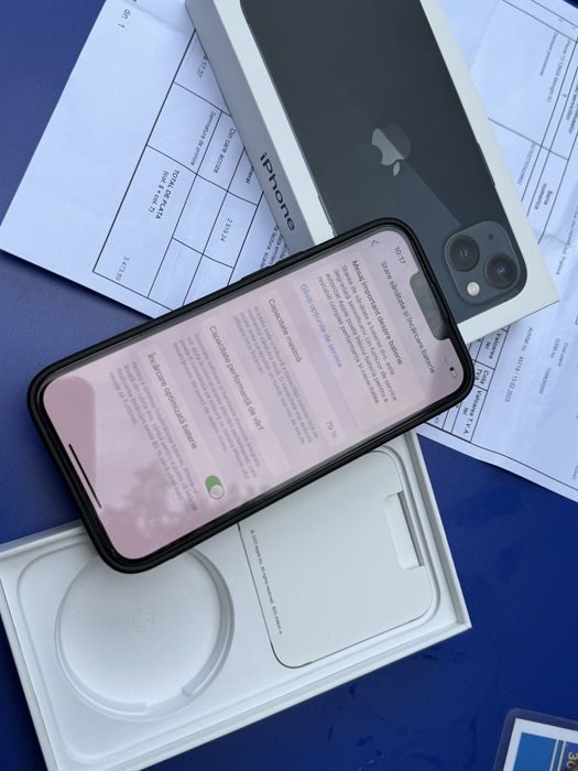 iPhone 13 Midnight 128GB Neverlocked - Full Box -Factura
